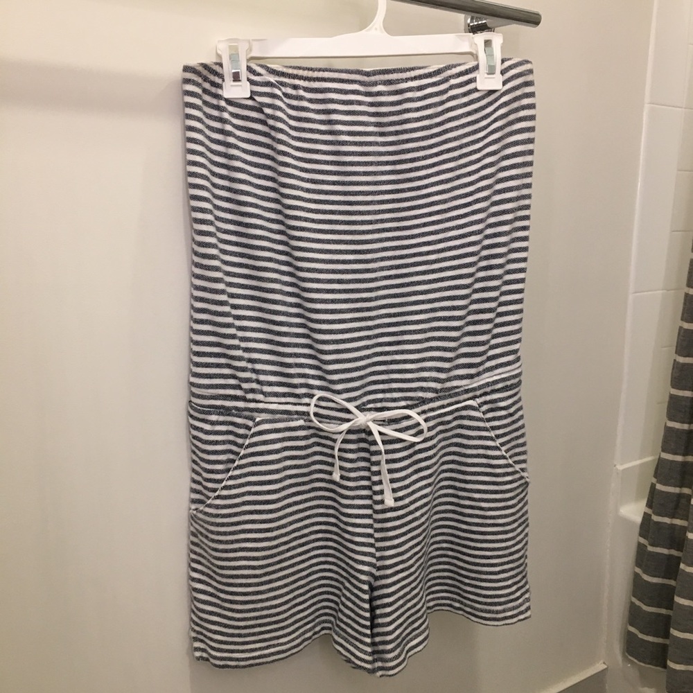 Striped, strapless romper